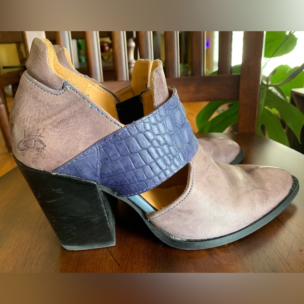 John Fluevog Entrance Room 502 Boots